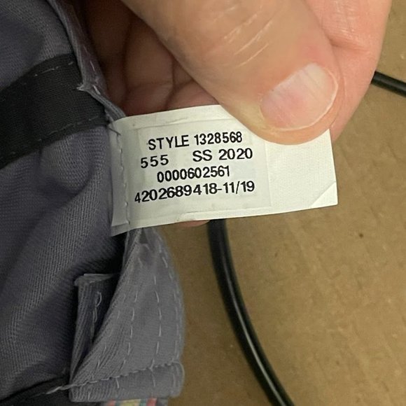 Under Armour Rainbow Embroidered Cap With Adjustable‎ Strap - Picture 5 of 16